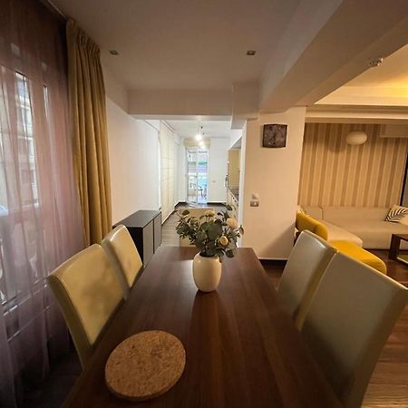 Large 2 Bedroom Apartment Soseaua Nordului Bukarest Eksteriør billede